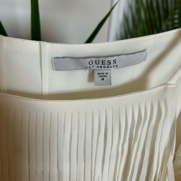 Guess Sleeveless - Picture 2 of 3